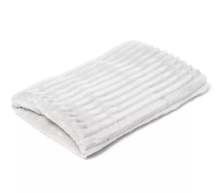 Weighted Pillows Are the New Weighted Blankets Calm Cozy Home Decor Trend Apartment Therapy